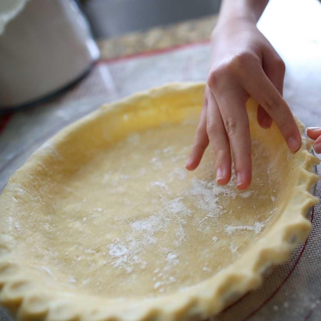 making the perfect pie crust